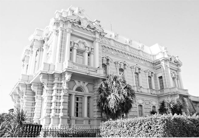 palacio con arquitectura porfiriana